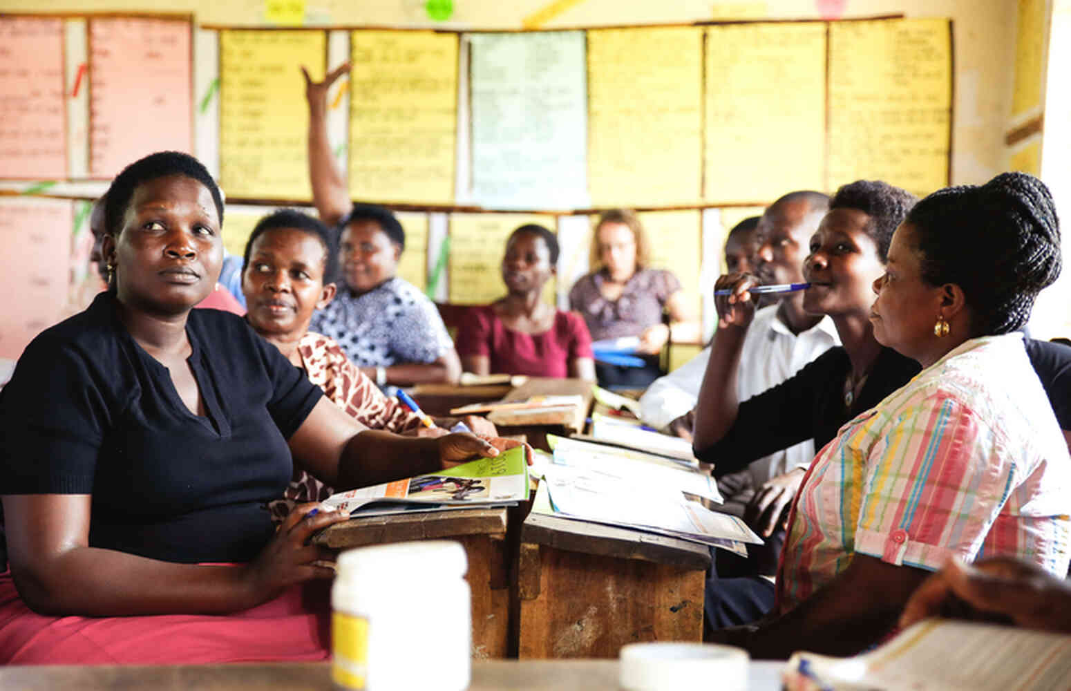 Professionele leergemeenschappen in Oeganda (STiR Education)